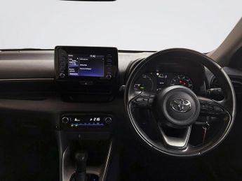 TOYOTA YARIS 1.5 VVT-h Icon Hatchback 5dr Petrol Hybrid E-CVT Euro 6 (s/s) (1