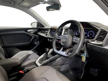 AUDI A1 1.0 TFSI 30 Citycarver 5dr Petrol S Tronic Euro 6 (s/s) (110 ps)