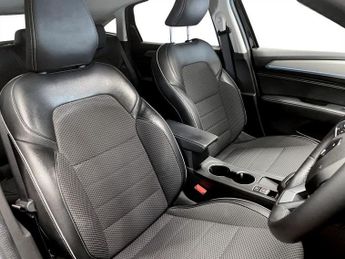 RENAULT ARKANA 1.3 MHEV techno SUV 5dr Petrol EDC 2WD Euro 6 (s/s) (140 ps)