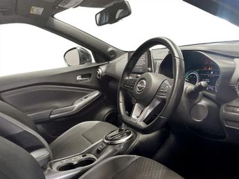 NISSAN JUKE 1.6 N-Connecta SUV 5dr Petrol Hybrid Auto Euro 6 (143 ps)