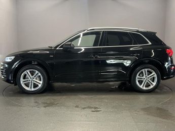AUDI Q5 2.0 TDI 40 S line SUV 5dr Diesel S Tronic quattro Euro 6 (s/s) (