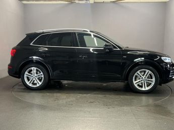 AUDI Q5 2.0 TDI 40 S line SUV 5dr Diesel S Tronic quattro Euro 6 (s/s) (
