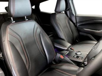 FORD MUSTANG MACH-E Standard Range 70kWh SUV 5dr Electric Automatic AWD (269 ps)