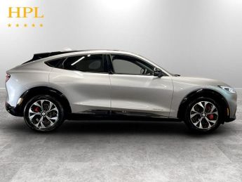 FORD MUSTANG MACH-E Standard Range 70kWh SUV 5dr Electric Automatic AWD (269 ps)