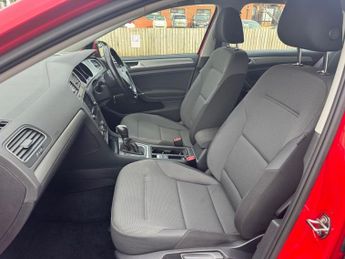 VOLKSWAGEN GOLF 1.6 TDI BlueMotion Tech Match Hatchback 5dr Diesel DSG Euro 5 (s