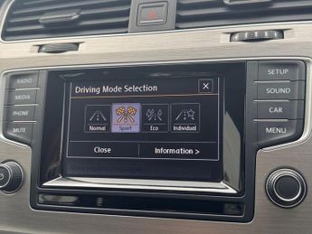 VOLKSWAGEN GOLF 1.6 TDI BlueMotion Tech Match Hatchback 5dr Diesel DSG Euro 5 (s
