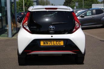 TOYOTA AYGO 1.0 VVT-i x-trend Hatchback 5dr Petrol Manual Euro 6 (s/s) (71 p