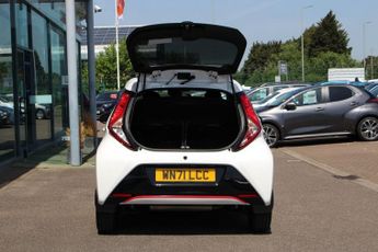 TOYOTA AYGO 1.0 VVT-i x-trend Hatchback 5dr Petrol Manual Euro 6 (s/s) (71 p