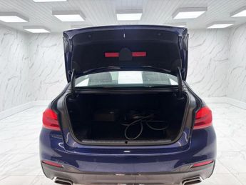 BMW 5 SERIES 2.0 530e 9.2kWh M Sport Saloon 4dr Petrol Plug-in Hybrid Auto Eu