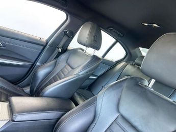 BMW 3 SERIES 2.0 330e 12kWh M Sport Saloon 4dr Petrol Plug-in Hybrid Auto Eur