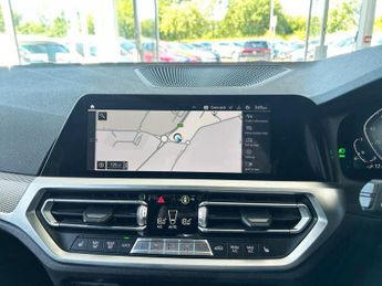 BMW 3 SERIES 2.0 330e 12kWh M Sport Saloon 4dr Petrol Plug-in Hybrid Auto Eur
