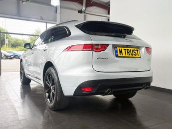JAGUAR F-PACE 2.0 D240 R-Sport SUV 5dr Diesel Auto AWD Euro 6 (s/s) (240 ps) J