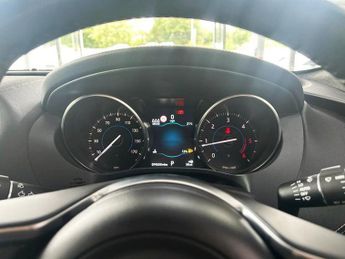 JAGUAR F-PACE 2.0 D240 R-Sport SUV 5dr Diesel Auto AWD Euro 6 (s/s) (240 ps) J
