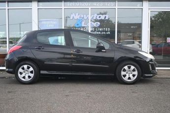 PEUGEOT 308 1.6 HDi S Hatchback 5dr Diesel Manual (120 g/km, 90 bhp)
