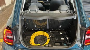 FIAT 500E 42kWh Icon Hatchback 3dr Electric Auto (118 ps)