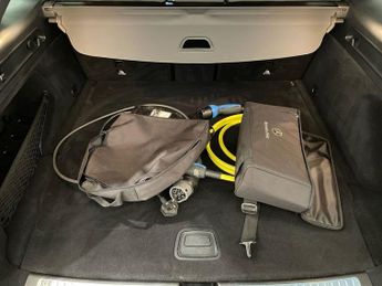 MERCEDES-BENZ EQC EQC 400 80kWh AMG Line (Premium Plus) SUV 5dr Electric Auto 4MAT