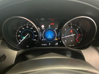 JAGUAR XF 2.0d R-Sport Saloon 4dr Diesel Auto Euro 6 (s/s) (180 ps)