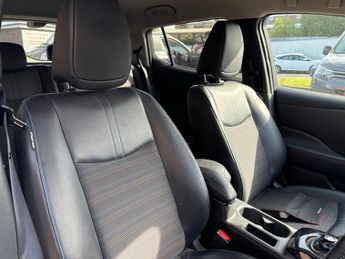 NISSAN LEAF 62kWh e+ N-Connecta Hatchback 5 door Electric Auto in Blue