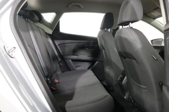 SEAT LEON 1.6 TDI CR SE Hatchback 5dr Diesel DSG Euro 5 (s/s) (105 ps)