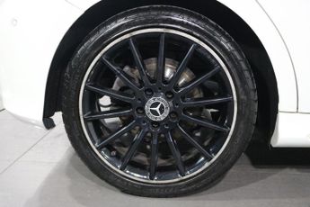 MERCEDES-BENZ A-CLASS 2.1 A200d AMG Line (Premium) Hatchback 5dr Diesel 7G-DCT Euro 6 