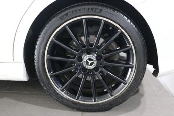 MERCEDES-BENZ A-CLASS 2.1 A200d AMG Line (Premium) Hatchback 5dr Diesel 7G-DCT Euro 6 
