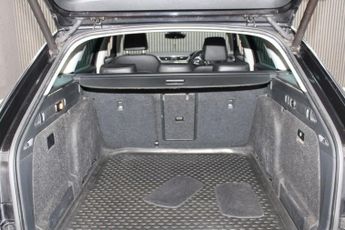 SKODA SUPERB 2.0 TDI Laurin & Klement Estate 5dr Diesel DSG Euro 6 (s/s) (150