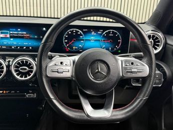 MERCEDES-BENZ A CLASS 1.5 A180d AMG Line (Premium 2) Hatchback 5dr Diesel 7G-DCT Euro 