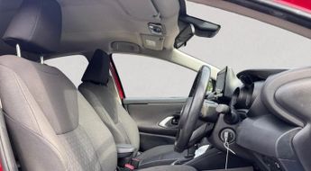 TOYOTA YARIS 1.5 VVT-h Design Hatchback 5dr Petrol Hybrid E-CVT Euro 6 (s/s) 