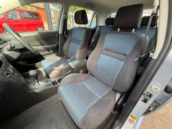 TOYOTA COROLLA 1.6 VVT-i T3 Hatchback 5dr Petrol Automatic (190 g/km, 109 bhp)