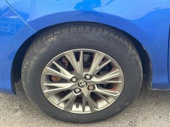 TOYOTA YARIS 1.5 VVT-i Icon Tech Hatchback 5dr Petrol Manual Euro 6 (111 ps)