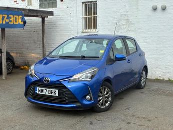 TOYOTA YARIS 1.5 VVT-i Icon Tech Hatchback 5dr Petrol Manual Euro 6 (111 ps)
