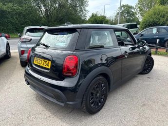 MINI HATCH 1.5 Cooper Classic Hatchback 3dr Petrol Steptronic Euro 6 (s/s) 