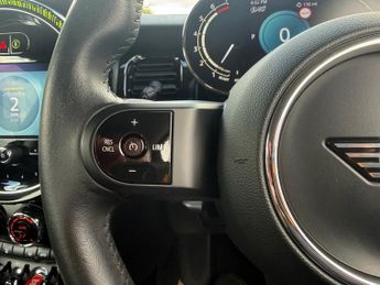 MINI HATCH 1.5 Cooper Classic Hatchback 3dr Petrol Steptronic Euro 6 (s/s) 