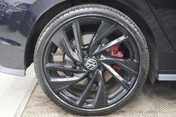 VOLKSWAGEN GOLF 2.0 TSI GTI Hatchback 5dr Petrol DSG Euro 6 (s/s) (245 ps)