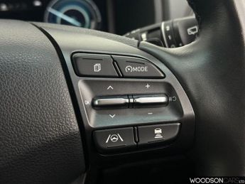 HYUNDAI KONA 64kWh Premium SUV 5dr Electric Auto (10.5kW Charger) (204 ps)