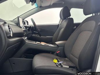 HYUNDAI KONA 64kWh Premium SUV 5dr Electric Auto (10.5kW Charger) (204 ps)