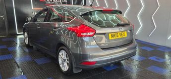 FORD FOCUS 1.6 Zetec Hatchback 5dr Petrol Powershift Euro 6 (125 ps)