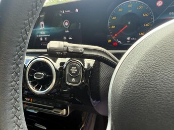 MERCEDES-BENZ A-CLASS 1.3 A180 Sport (Executive) Hatchback 5dr Petrol 7G-DCT Euro 6 (s