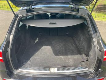 MERCEDES-BENZ E-CLASS 2.0 E220d AMG Line Estate 5dr Diesel G-Tronic+ Euro 6 (s/s) (194