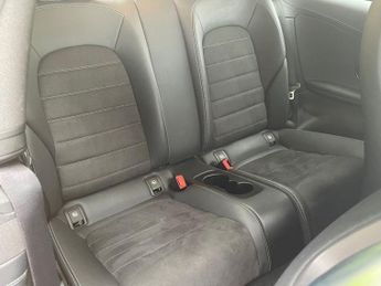 MERCEDES-BENZ C-CLASS 2.0 C220d AMG Line (Premium) Coupe 2dr Auto 