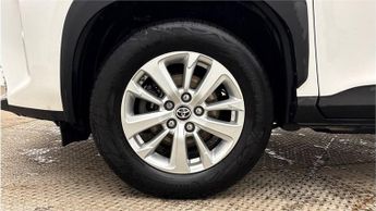 TOYOTA YARIS CROSS 1.5 VVT-h Icon SUV 5dr Petrol Hybrid E-CVT Euro 6 (s/s) (116 ps)