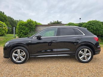 AUDI Q3 1.5 TFSI CoD 35 S line SUV 5dr Petrol S Tronic Euro 6 (s/s) (150