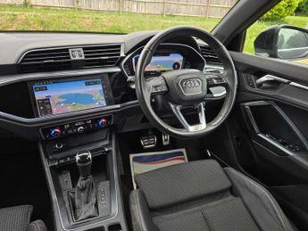 AUDI Q3 1.5 TFSI CoD 35 S line SUV 5dr Petrol S Tronic Euro 6 (s/s) (150