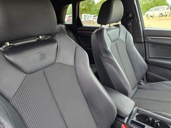 AUDI Q3 1.5 TFSI CoD 35 S line SUV 5dr Petrol S Tronic Euro 6 (s/s) (150