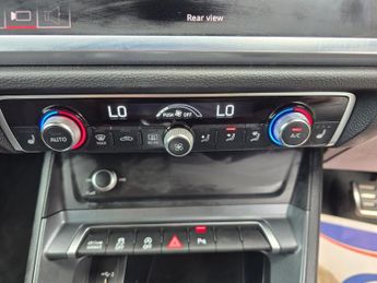 AUDI Q3 1.5 TFSI CoD 35 S line SUV 5dr Petrol S Tronic Euro 6 (s/s) (150