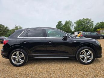AUDI Q3 1.5 TFSI CoD 35 S line SUV 5dr Petrol S Tronic Euro 6 (s/s) (150