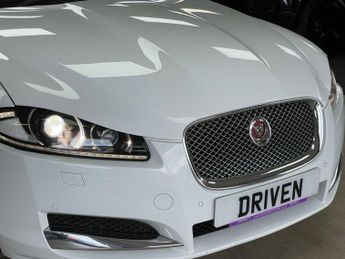 JAGUAR XF 2.2d Luxury Saloon 4dr Diesel Auto Euro 5 (s/s) (200 ps)