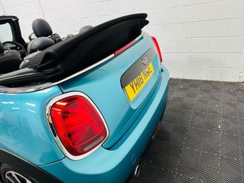 MINI CONVERTIBLE 1.5 Cooper Convertible 2dr Petrol Steptronic Euro 6 (s/s) (136 p