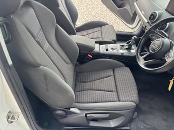 AUDI A3 2.0 TFSI Sport Hatchback 3dr Petrol S Tronic quattro Euro 6 (s/s