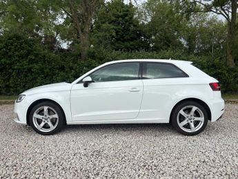 AUDI A3 2.0 TFSI Sport Hatchback 3dr Petrol S Tronic quattro Euro 6 (s/s